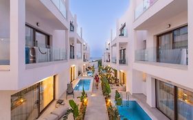 Mika Villas & Suites